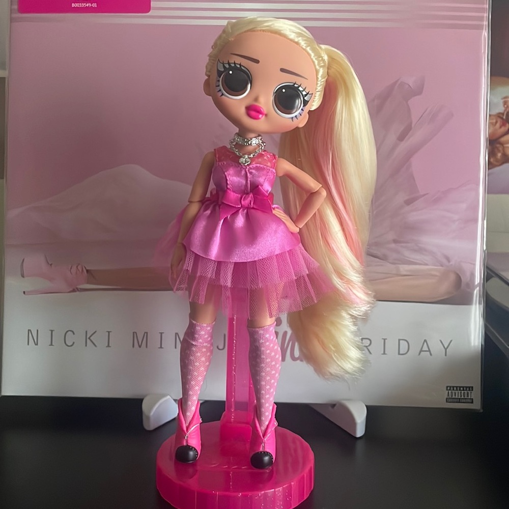 lol surprise omg pink chick doll
